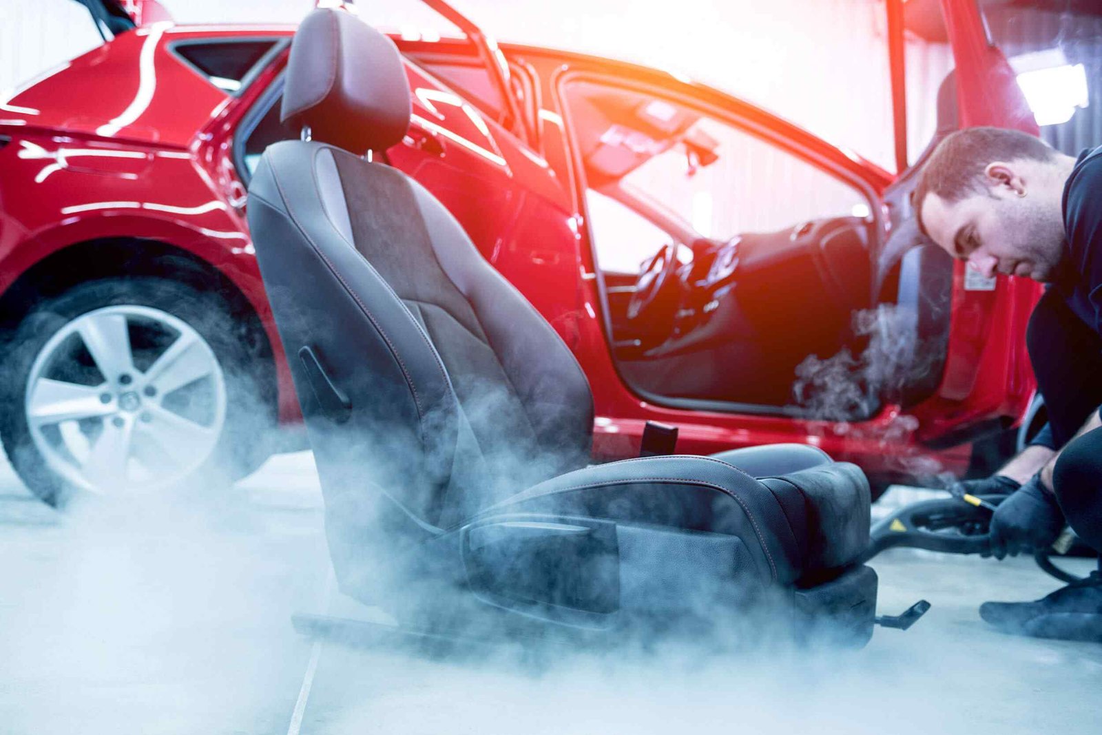 Lackiererei Heilbronm Fahrzeugsitzreinigung bei Doctor Car Heilbronn – Professionelle Innenraumreinigung mit Dampf.