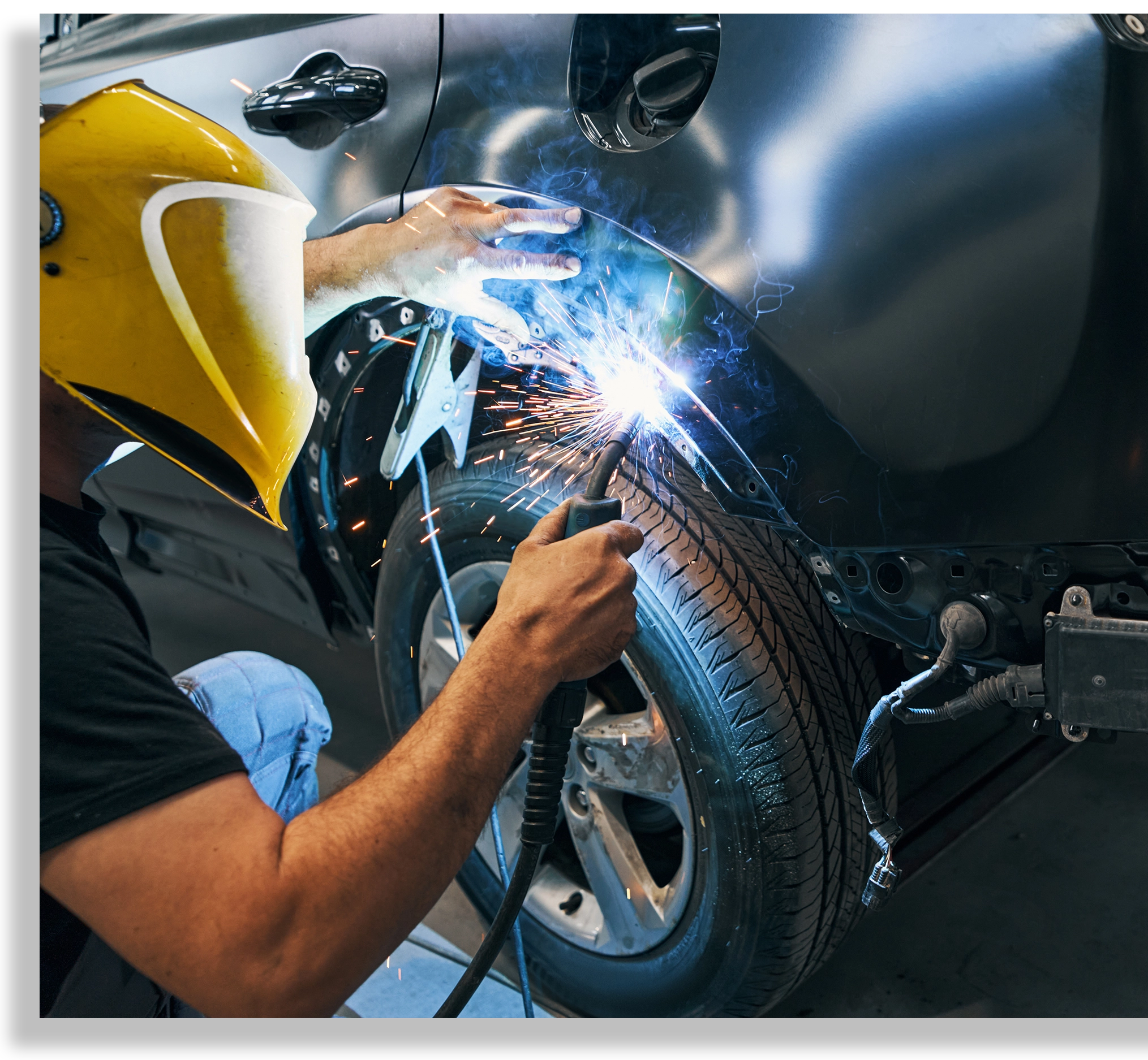 Lackiererei Heilbronm Karosserie-, Smart- und Spot-Repair bei Doctor Car Heilbronn – Präzision und modernste Technik.